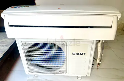 Like New! Giant 1.5 Ton Split AC | Complete Air Condition Set | Sharjah