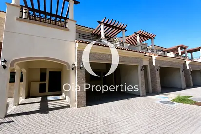 Spacious 3BR Villa | Private Garden | Family Home