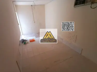 | موقع حيوي | قريب من جميع الخدمات | مساحة كبيرة |