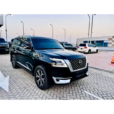 Nissan Patrol LE Titanium 2022 - GCC Specs - Like New!