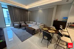 Furnished/High Floor/Spacious Layout/Mid Floor