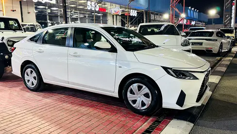 2023 Toyota YARIS — фото 3