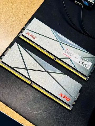 XPG 32GB KIT RGB DDR4 RAM