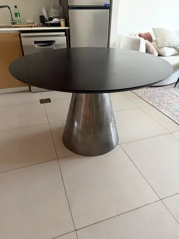 2XL Round Black Dining Table 120CM – Luxury Modern Metal Base and Solid Wood Top
