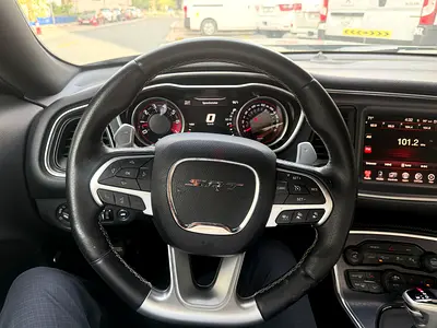 Dodge challenger SRT 392 Hemi