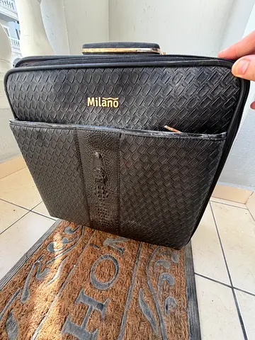 Black Milano textured briefcase / laptop bag – used, good condition
