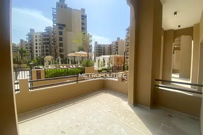 Elegant 1 Bed | Pool View | Prime Location