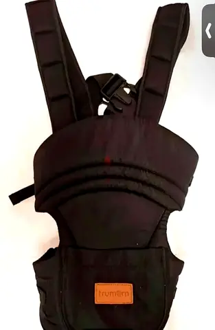 Black Baby Carrier Front-Style Soft Structured Carrier (used)