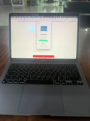 Macbook air 2020 M1 8GB