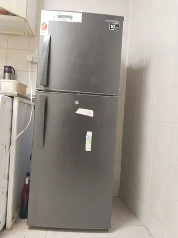 Aftron double-door refrigerator - 220L, good working condition 5 star fridge