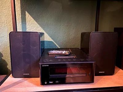Onkyo Mini Hi Fi System CS 255