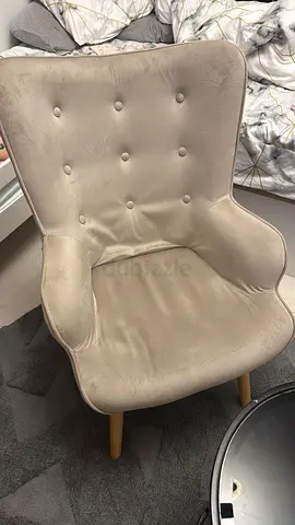 Suede chair - Excellent Condition