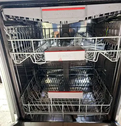 Bosch latest model series 4 3 rack dishwasher built-in  fully-integrated by hadu