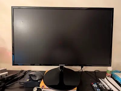 Samsung 27 inch LED Monitor - LS27F350FHMXUE