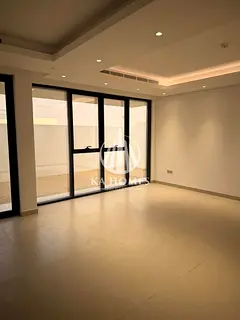 🏠 Modern villa ready for occupancy | Close to schools and services | Easy access to Dubai