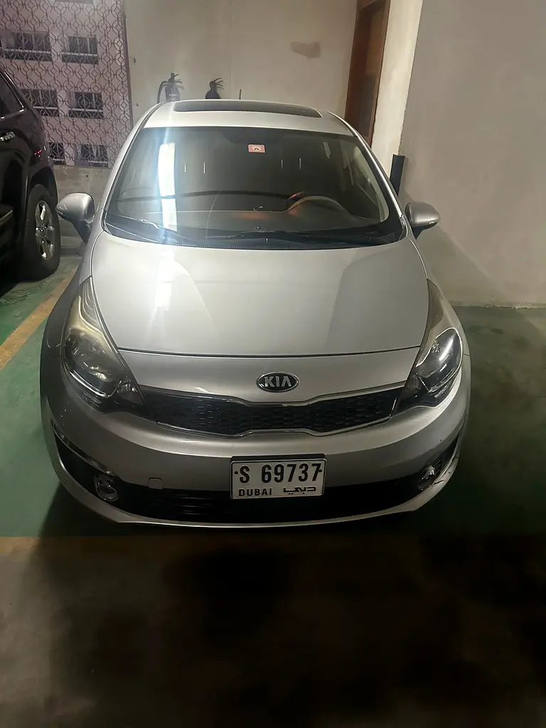 Kia Rio 2016 — photo 1 of 14