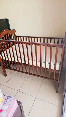 Wooden Baby Crib / Baby Craddle (with mattress)