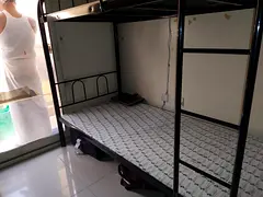 Tamil Muslim Executive bed space available in AL Muteena (Deira) backside to LULU supermarket.
