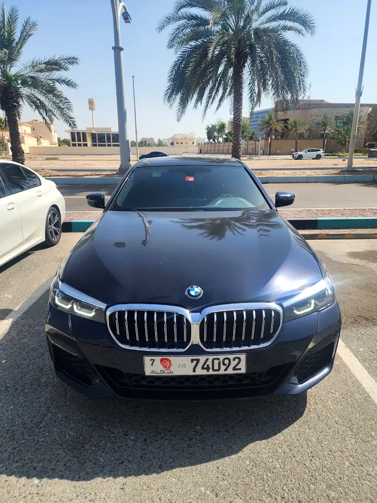 BMW 5-Series 2023 — photo 1 of 14
