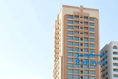 No Commission spacious 02 Bhk Apartmets at prime location ,fitted wardrobes, a modern kitchen 03 balconies