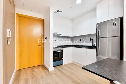 LUXURY | UNFURNISHED | BEST PRICE