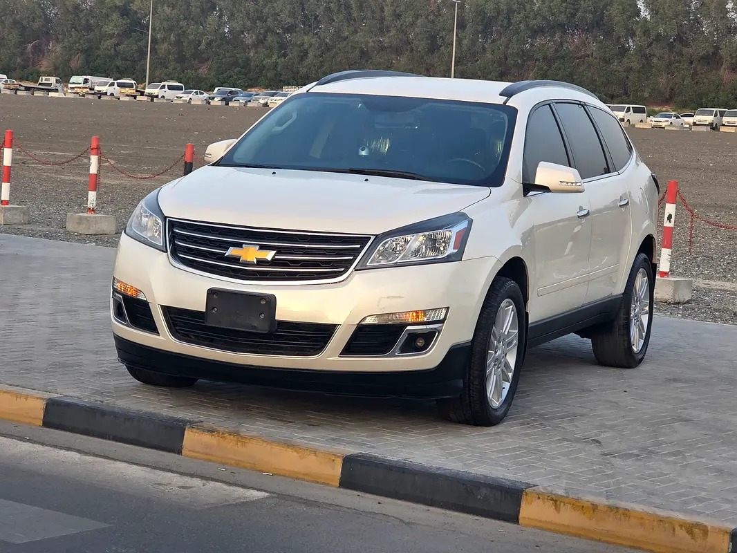Chevrolet Traverse 2015 — photo 1 of 20