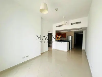 HIGH FLOOR | LAKE VIEW | VACANT
