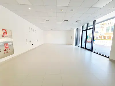 Prime Location Sami Fitted Shop Close To Metro Also