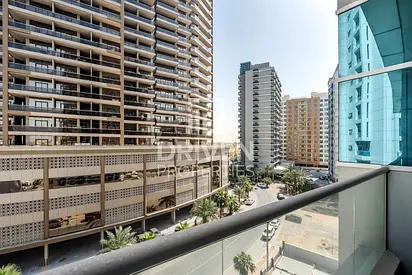 Well Kept and Bright Unit | Ready to Move In