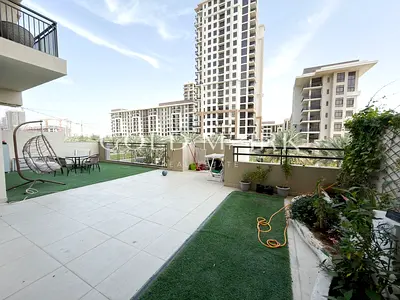 VOT | Larger Apartment | Park Views