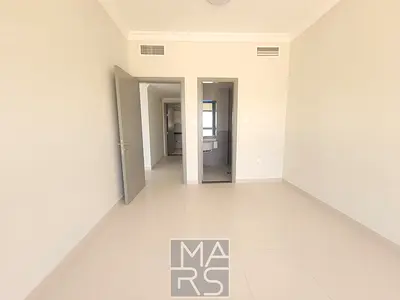 Spacious 1-bedroom | Balcony | luxurious amenities