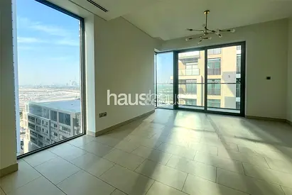 Corner Unit | Available Now | Flexible Cheques