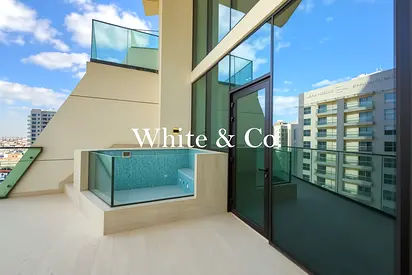Brand New | Largest Layout | 1 bed + Study