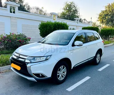 AGENCY MAINTAINED MITSUBISHI OUTLANDER GLX 2.4 2017 GCC SPECS 7 SEATER