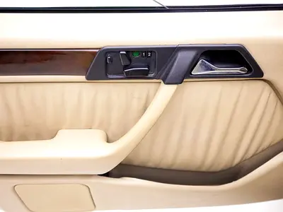 1994 Mercedes-BENZ E-CLASS — миниатюра 18