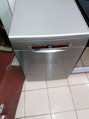 Bosch latest model 3 rack dishwasher series 4 with WiFi technology hy hadua