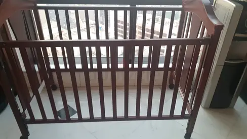 Baby cot