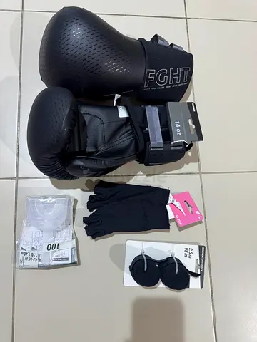 Pair of 14 oz Boxing Gloves with Hand Wraps and Grip Pads - Great Condition