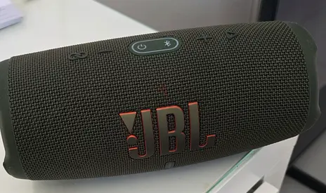 JBL charge 5, Portable Bluetooth Speaker (Used)