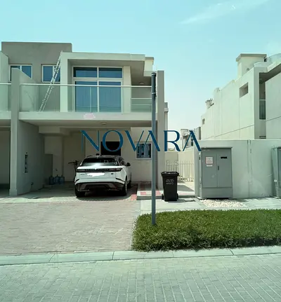 GENUINE RESALE | like NEW | 3BR Corner UNit | Rented unit | RREM |