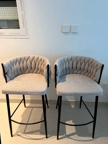 2 bar stools for sale