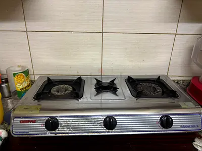 3-Burner Stainless Steel Gas Hob - Excellent Working Condition
