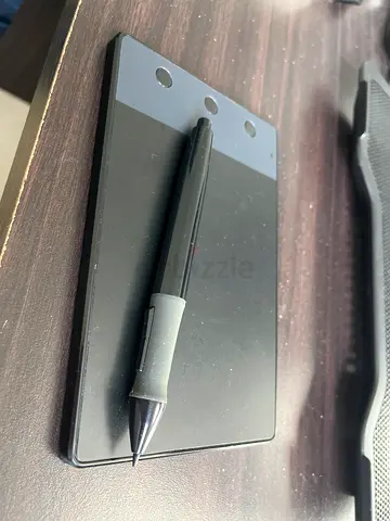 Digital drawing pad