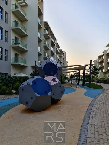 Modern American-Style Studio Apartment with Balcony in Al Zahia Garden