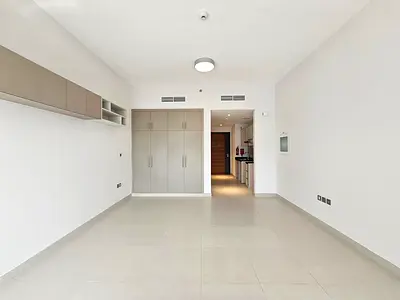 Luxurious Studio | Basketball- Tennis Courtyard | Gym Pool Parking