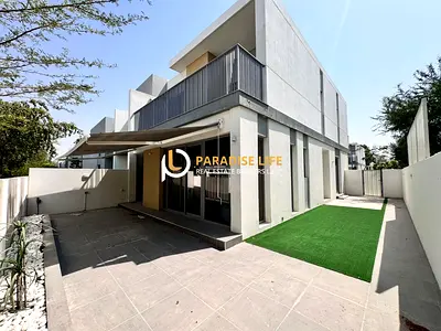 HOT DEAL-CORNER UNIT-4BEDROOM -ONE BEDROOM DOWN -MAIDS-COVERD PARKING-SEMI OPEN KITCHEN-READY TO MOVE IN