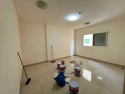 Free parking, two master bedrooms, in a prime vibrant location close to cafes, shops, malls, pharmacies, all services, and easy access to Dubai exit.
