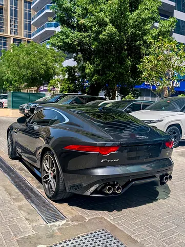 Jaguar F-Type 2015 V8 R-Dynamic Great Condition.