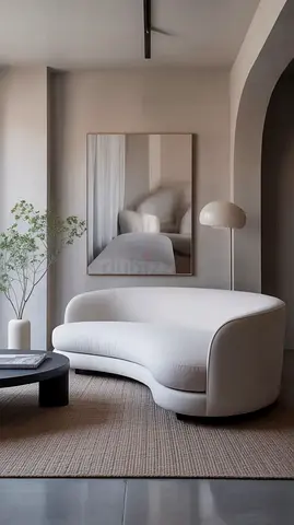 Curved Modern 3-Seater Sofa in Off-White