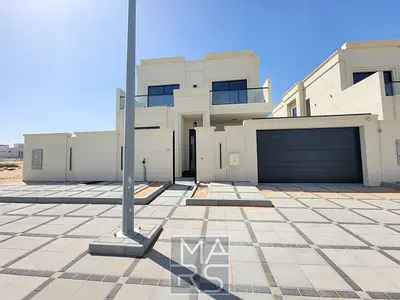 Brand New villa | 5Bedroom | Maids Room | Study room | Covered Parking | luxurious amenities